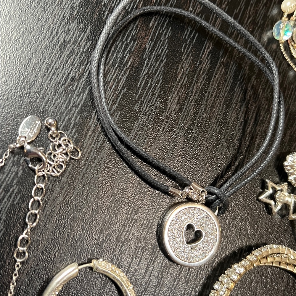 Vintage to Modern Estate Jewelry Lot - Picture 6 of 13